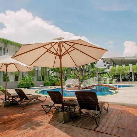 Maguwo Lpp Garden Hotel מראה חיצוני תמונה